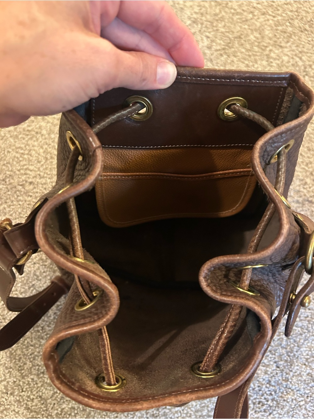 Vintage 1980’s Dooney & Bourke Brown Pebbled Leather Drawstring Bucket Crossbody - Picture 3 of 9